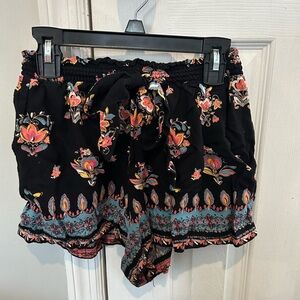 Angie Black Floral Flowy Women's Shorts